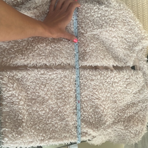 H&M S 2 Blush Pink Open-Front Fuzzy Soft Teddy Bear Jacket - Picture 8 of 9